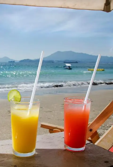Cocteles, Hotel Marina Puerto Dorado, Hotel en Manzanillo